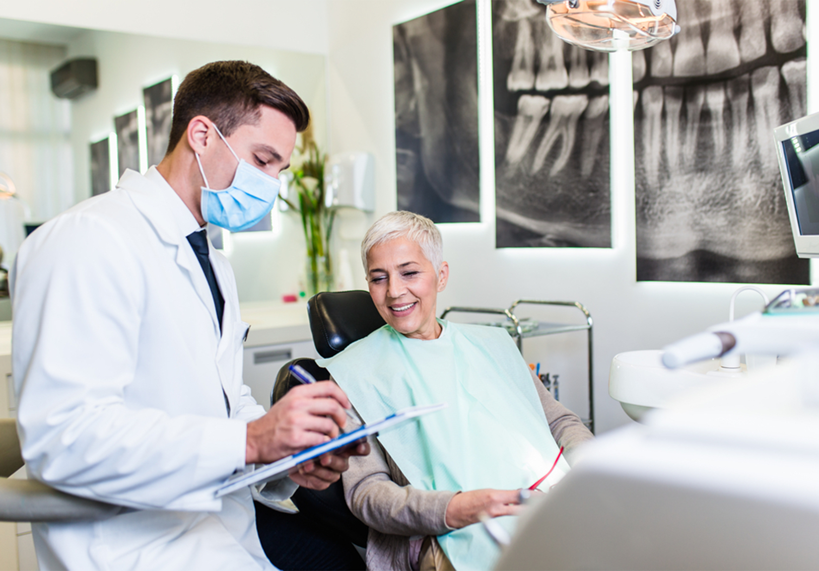 Implante Dentário